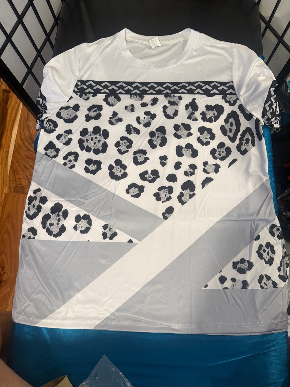 White, gray & Black Leopard Print Active Tee